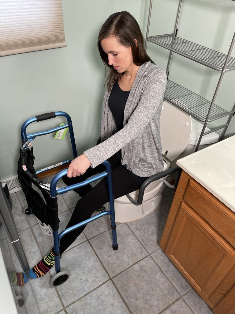 toilet transfer after hip replacement position for beginning to stand
