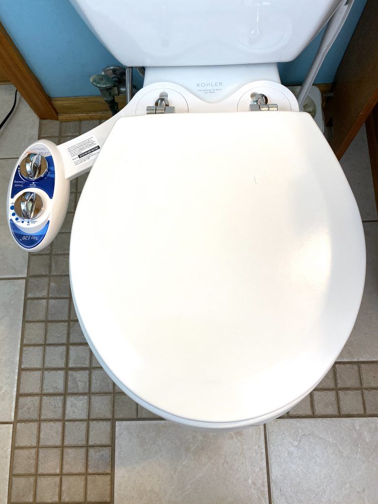 Luxe Bidet Neo 120 installed