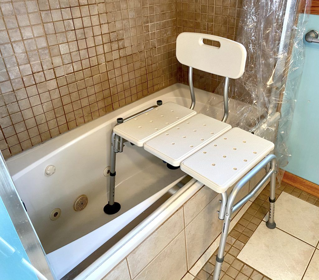 Hip Chair Shower Chair with Armrests : for post hip surgery patient